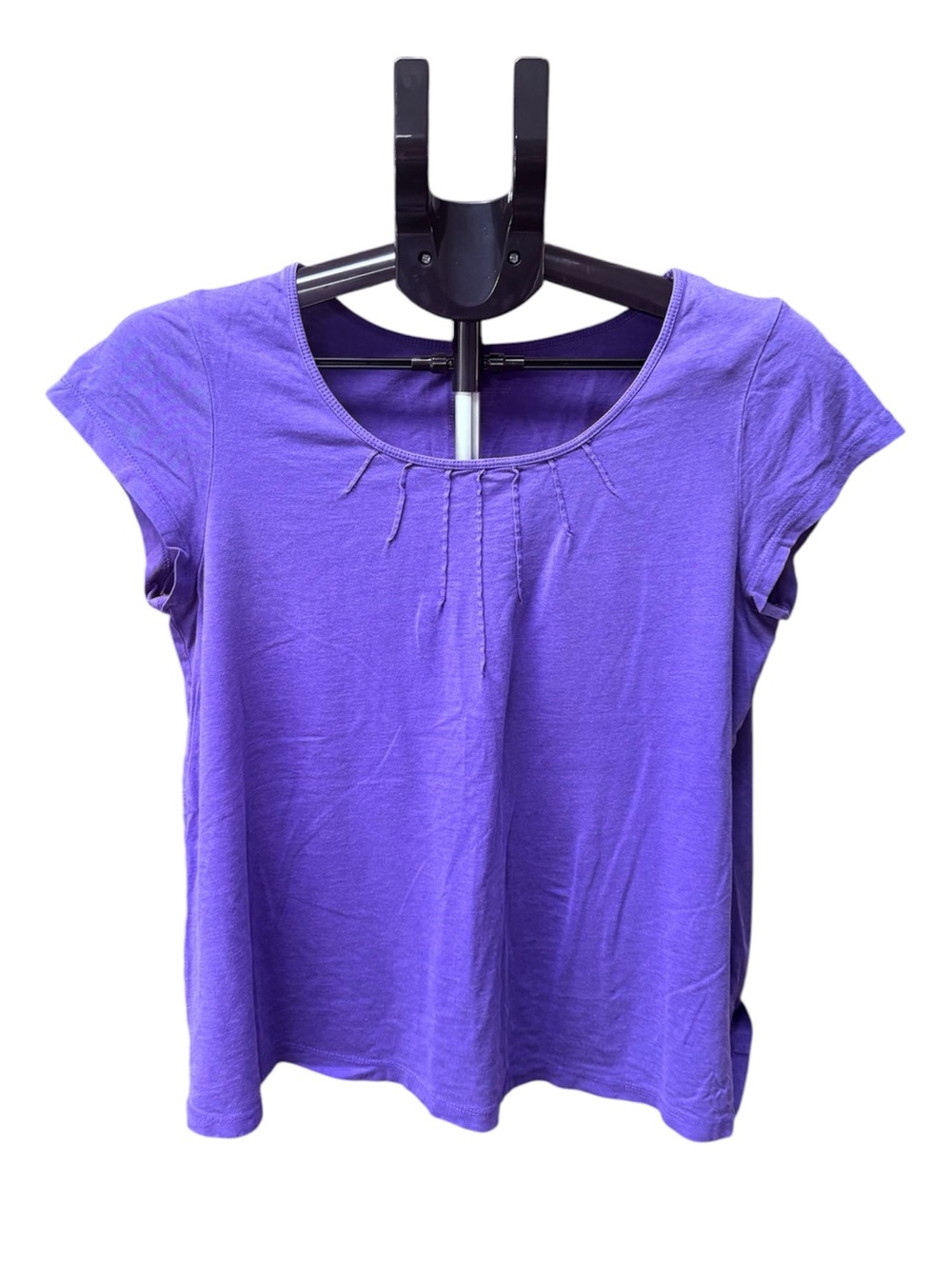 🔥$2, min. purchase $10, Women’s Purple Short-Sleeve Scoop Neck Top, PTP 18